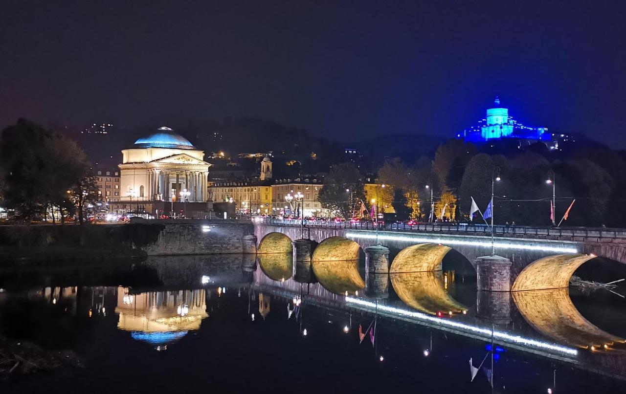 Jacuzzi Luxury Apartment In The Town Centre Turin Ngoại thất bức ảnh