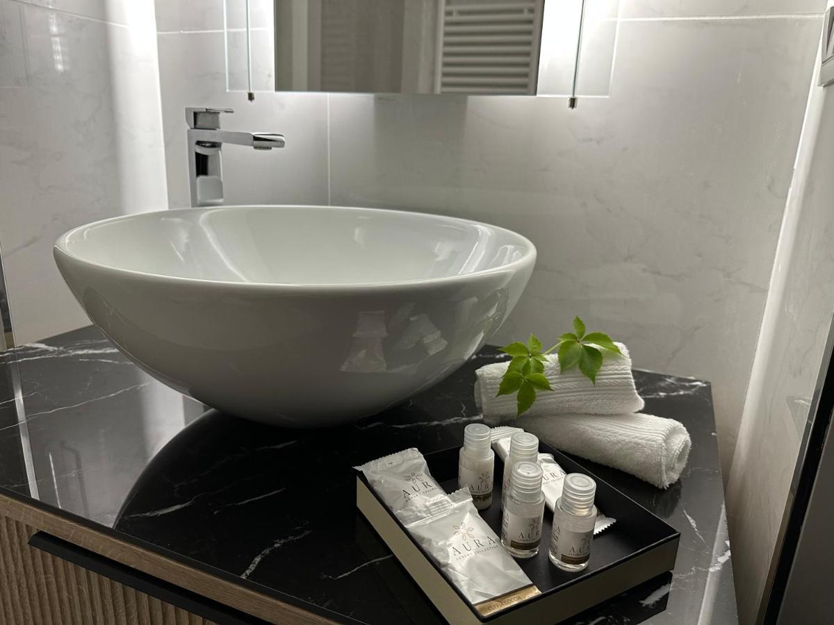 Jacuzzi Luxury Apartment In The Town Centre Turin Ngoại thất bức ảnh